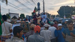 মৌলভীবাজারে মাওলানা লুৎফুর রহমান কামালীর রিকশা প্রতীকের শোডাউন