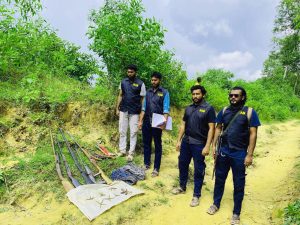 কালারমারছড়ার পাহাড়ে র্যাবের অভিযানে বিপুল অস্ত্র উদ্ধার, সন্ত্রাসীদের ঘাঁটি গুঁড়িয়ে দেওয়া হলো
